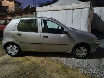 fiat punto pochi km 