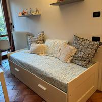 Divani a letto - benissimo condizione