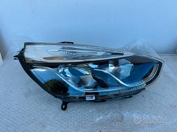 Faro anteriore DX RENAULT CLIO IV 2016>
