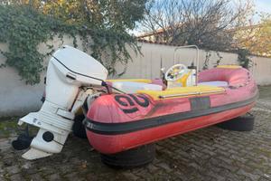 Gommone completo di motore