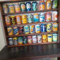 Collezione di lattine dal 1990 al 2005