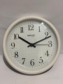 Orologio da parete Inno-Hit vintage – design