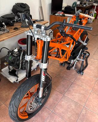 Smembro duke 390 2015