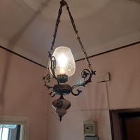 Lampadario in ferro battuto