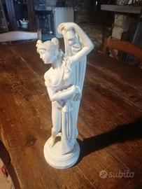 statuetta in marmo di Carrara 