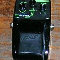 effetto delay per chitarra elettrica