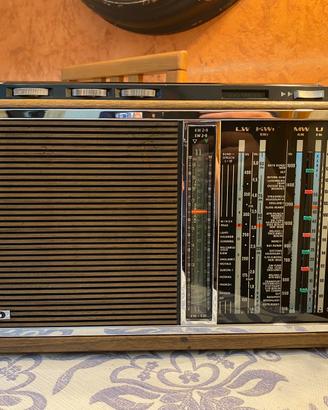 Grundig Satellit 208