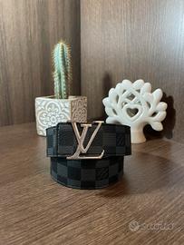 Cintura louis vuitton nera e grigia fibbia argento