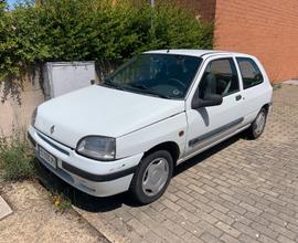Renault clio 1997 regalasi