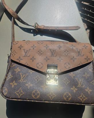 borsa louis Vitton  mercato parallelo