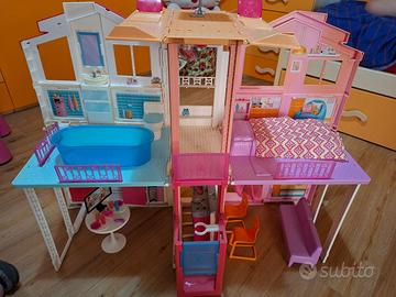 Barbie Casa delle bambole 3-Story Townhouse