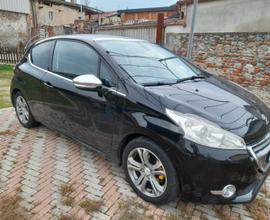 Peugeot 208 - 2012