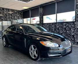 Jaguar XF 3.0 D V6 Luxury