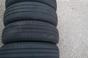 N.4 GOMME 185/65/15 SEMINUOVE