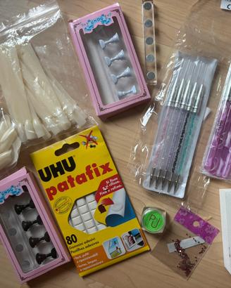Kit unghie