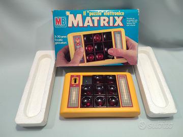 MATRIX Il "Puzzle" Elettronico ©1980 MB retro-game