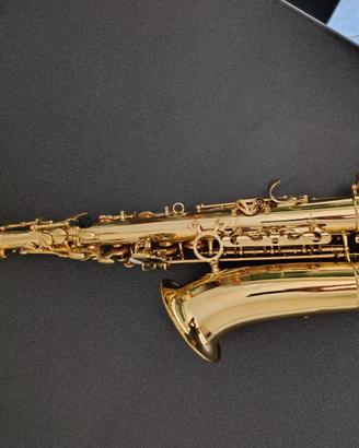 Sassofono La marca e' j.f. andrews