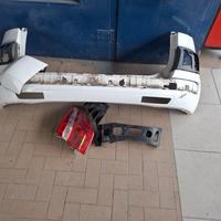 paraurto posteriore citroen c3 picasso e faro post