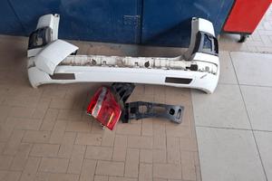 paraurto posteriore citroen c3 picasso e faro post