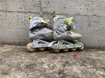 PATTINI A ROTELLE IN FILA