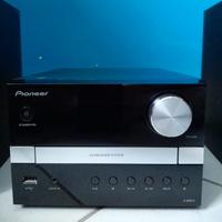 Stereo  pioneer