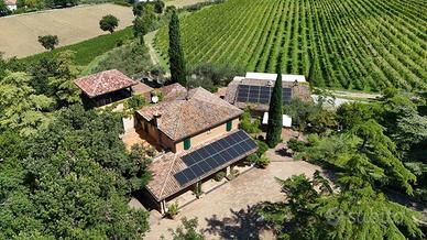 Villa di 220 m² con più di 5 locali e box auto dop