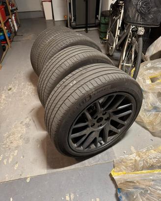 Cerchi e gomme tesla model 3 highland