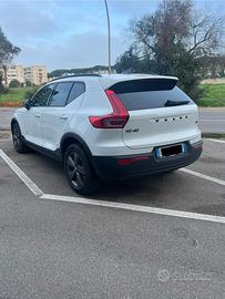 VOLVO XC40 D3