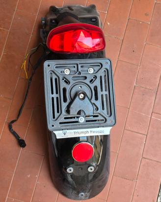 Parafango Posteriore Bonneville T120
