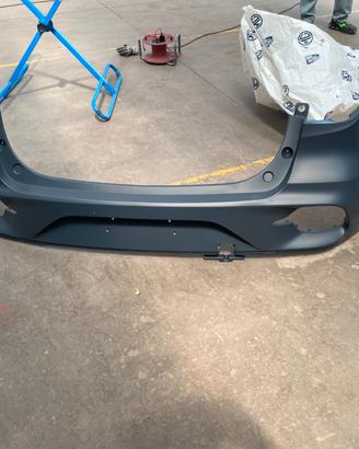 PARAURTI POSTERIORE MG ZS