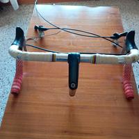 manubrio per bicicletta