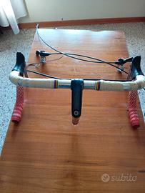 manubrio per bicicletta