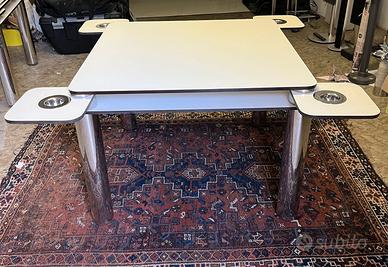 Tavoli da gioco "POKER" di Joe Colombo per ZANOTTA