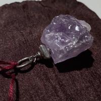 Ciondolo in argento con ametista 