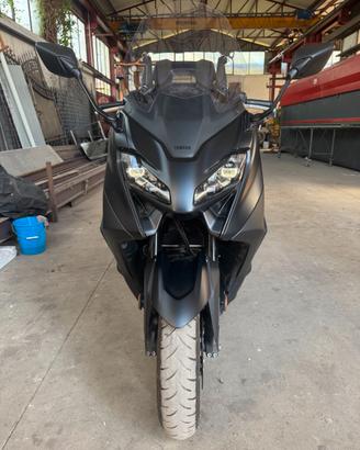 YAMAHA T-MAX