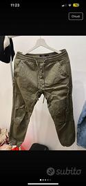 Pantalone cargo Pull & Bear verde taglia M unisex