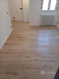 Parquet maxilistone con nodi a Genova