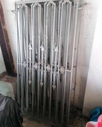 Inferriate ferro zincato