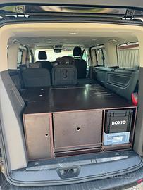 Camperizzazione Ford Custom L1 removibile