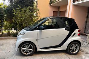 Smart Fortwo Coupe MHD 1.0 71 CV . Anno 2013