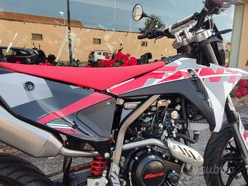 Fantic Motor XMF 125 Motard Performance Abs 2025 E