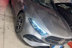 Mercedes-Benz A 250 e PHEV AMG Line Advanced Plus