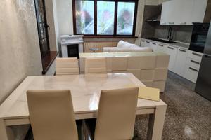 Monolocale arredato piano terra con garage