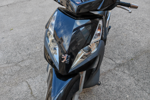 Peugeot Geopolis 400