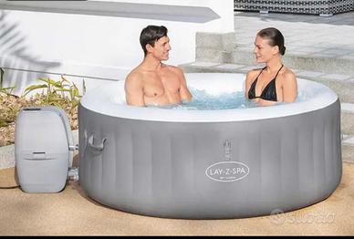 SPA piscina idromassaggio