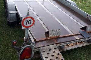 Rimorchio a pianale ribassato Thule ELLEBI F 042 T