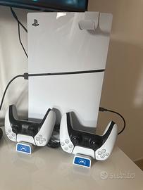 Ps5 slim con 2 pad e 4 giochi