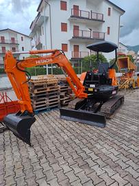 Escavatore Usato Hitachi EX 30- U (30 Quintali)
