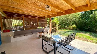 PORZIONE DI BIFAMILIARE A CASTELLABATE