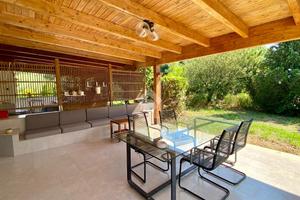 PORZIONE DI BIFAMILIARE A CASTELLABATE